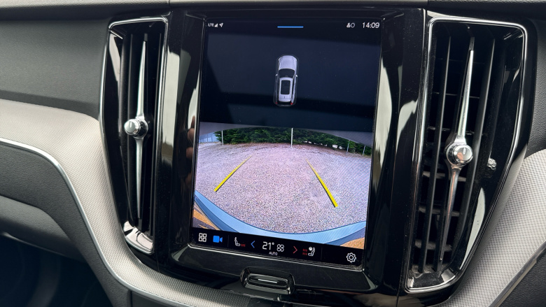 Volvo Xc60 2.0 B5P R DESIGN 5dr AWD Geartronic Petrol Estate